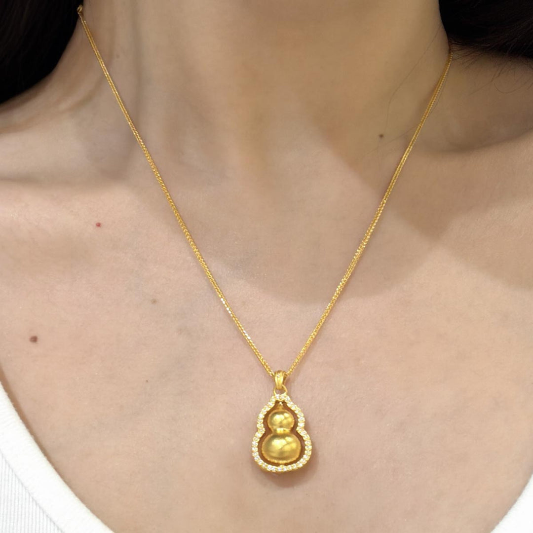 24k 999 Gourd Necklace 10.69g, White Diamond 0.179ct