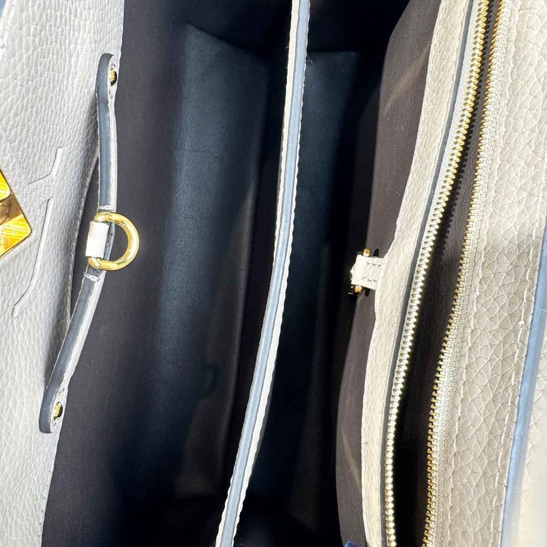 Louis Vuitton Capucines Mm 31cm