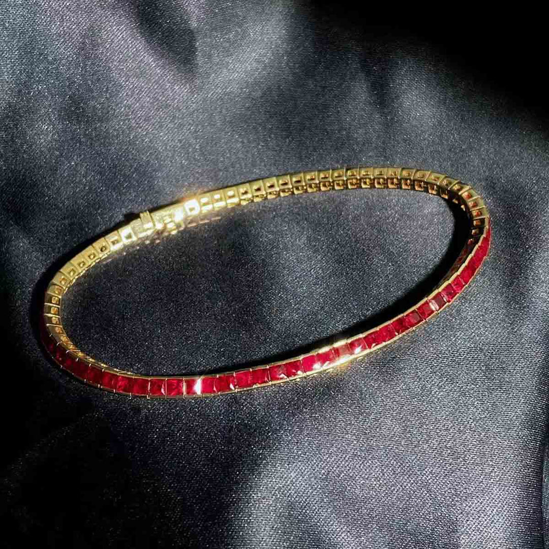 Natural Mozambique Pigeon Blood Ruby Princess Cut Bracelet D5.23ct, 18K Gold