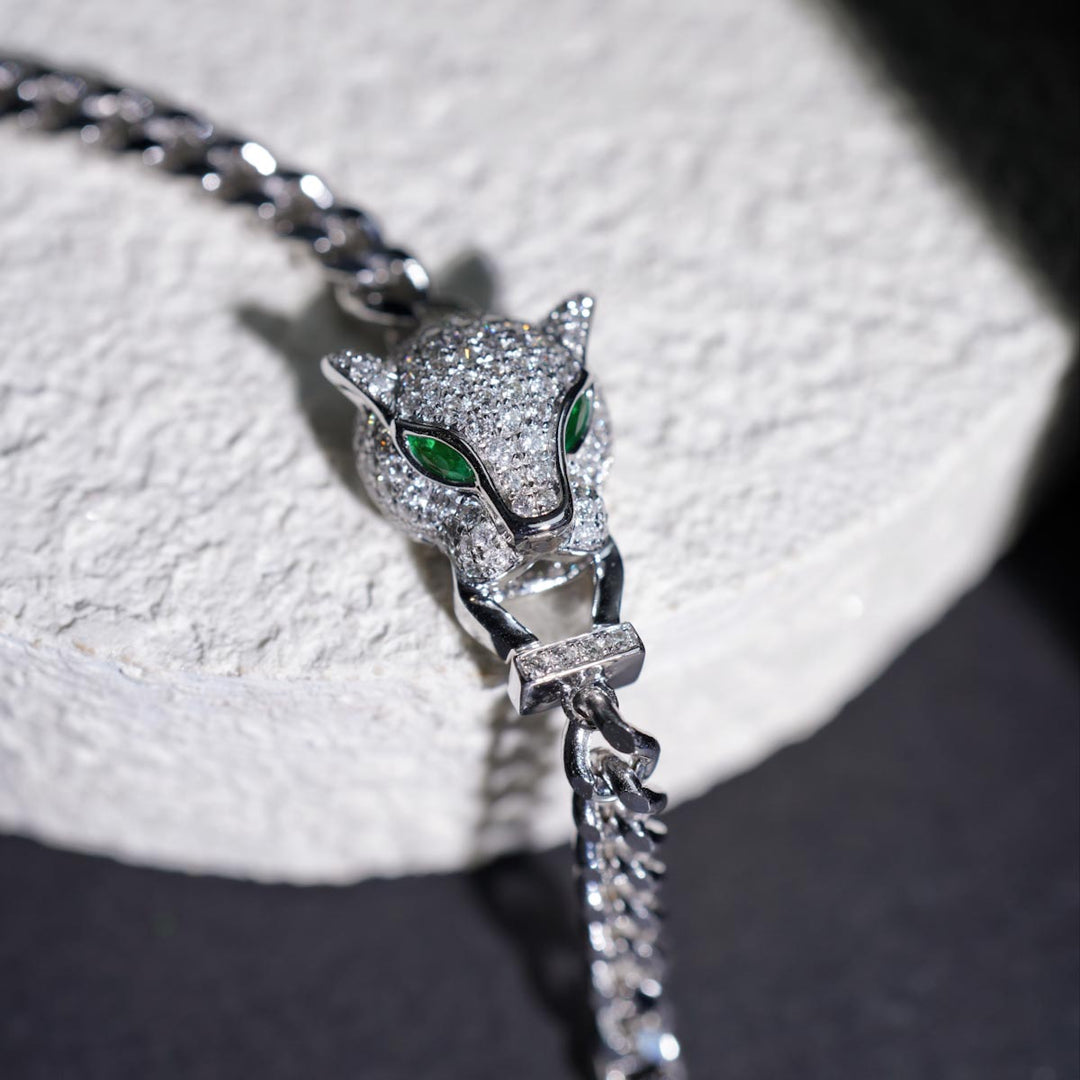 Natural White Diamond Panther Bracelet 0.76ct,Tsavorite 0.10ct 18K Gold