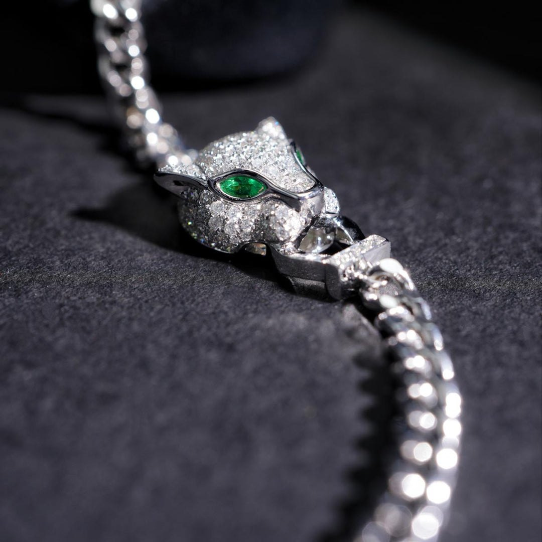Natural White Diamond Panther Bracelet 0.76ct,Tsavorite 0.10ct 18K Gold