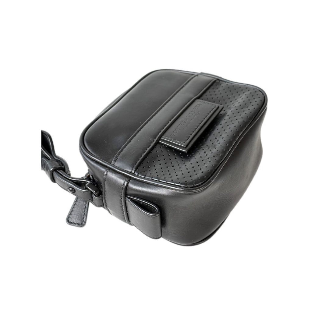 Bottega Veneta Black Leather Pochette Shoulder Bag