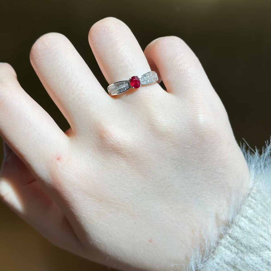 Natural Ruby Ring D0.37ct d0.40ct 18K, Mozambique, Pigeon Blood