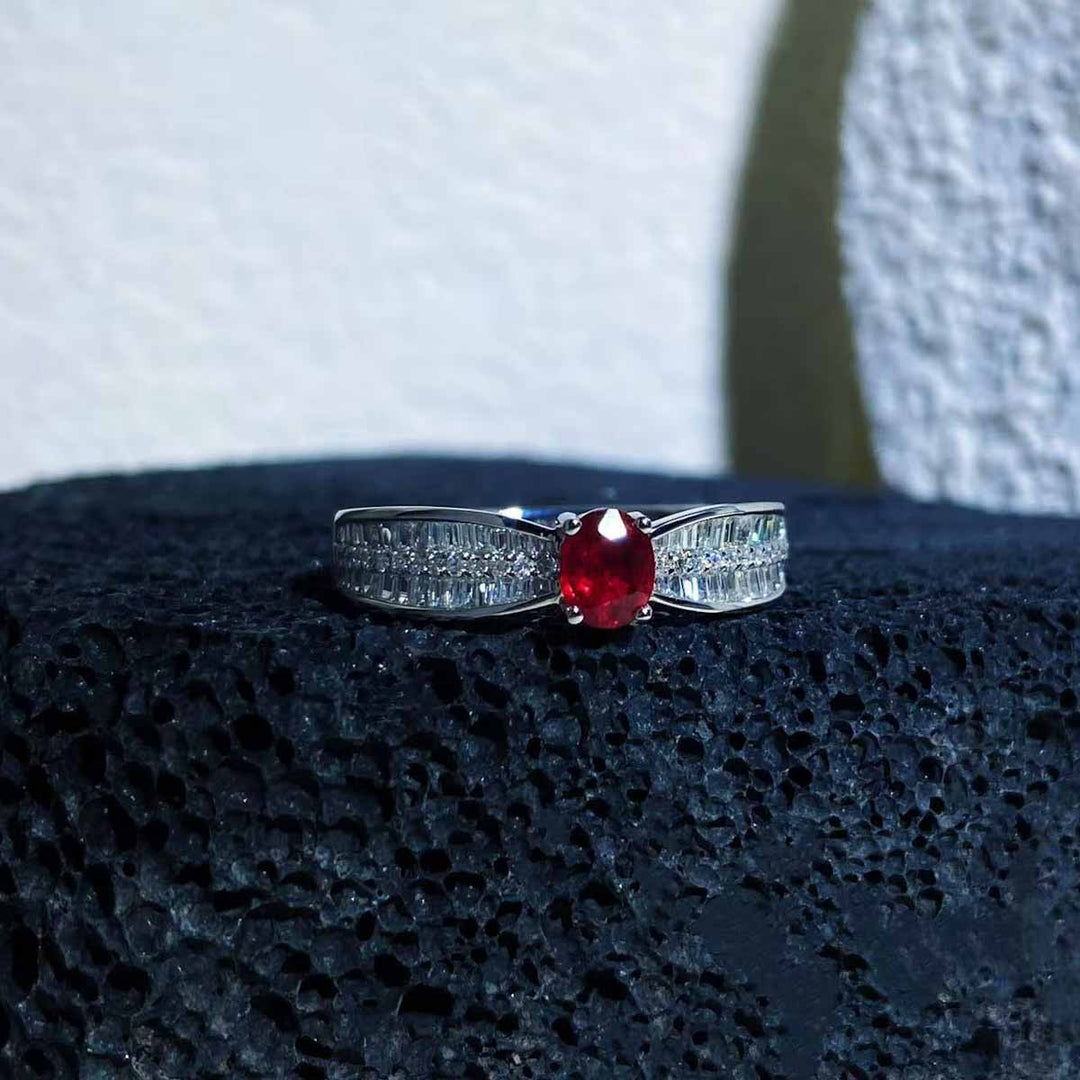 Natural Ruby Ring D0.37ct d0.40ct 18K, Mozambique, Pigeon Blood