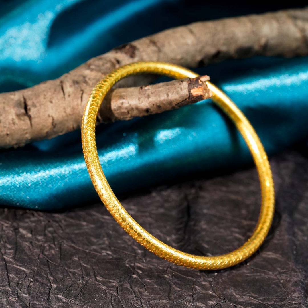 18k Solid Yellow Gold Bangle 11g