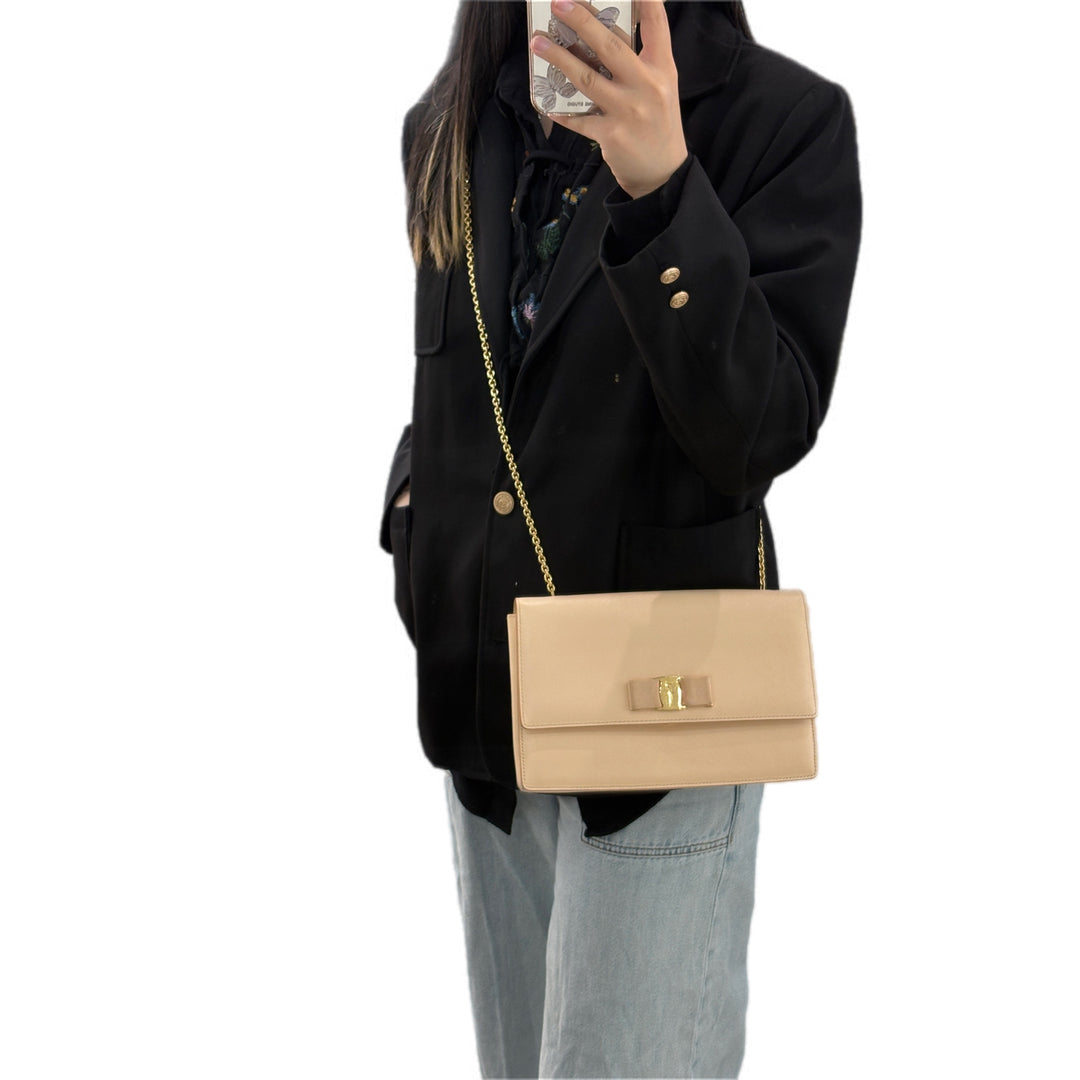Ferragamo Nude Pink Bow Wallet on Chain Bag