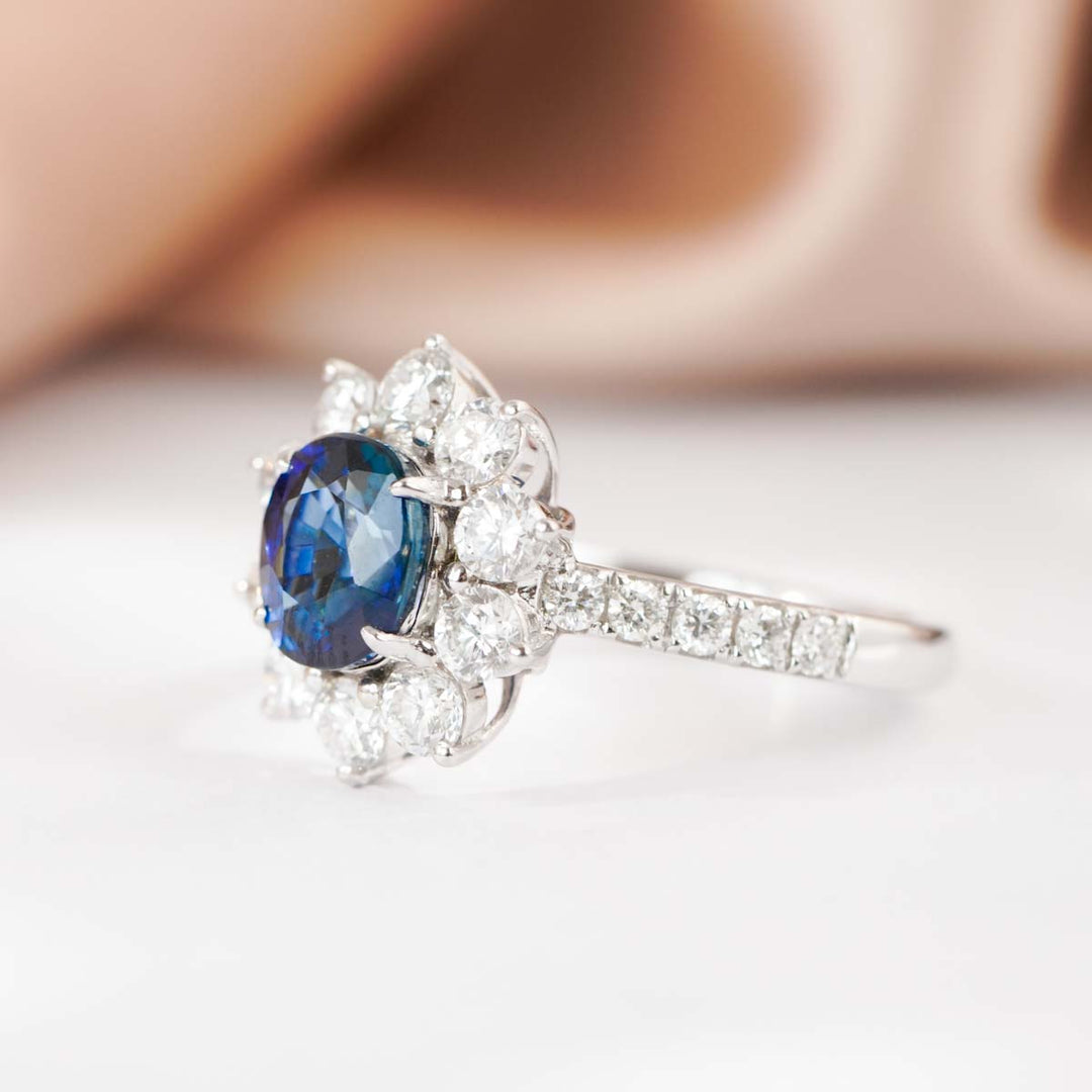 Unheated Natural Sapphire Diamond Ring D2.16ct d1.4ct. 18K Gold