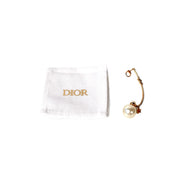 Dior Single Pearl Ear Cuff