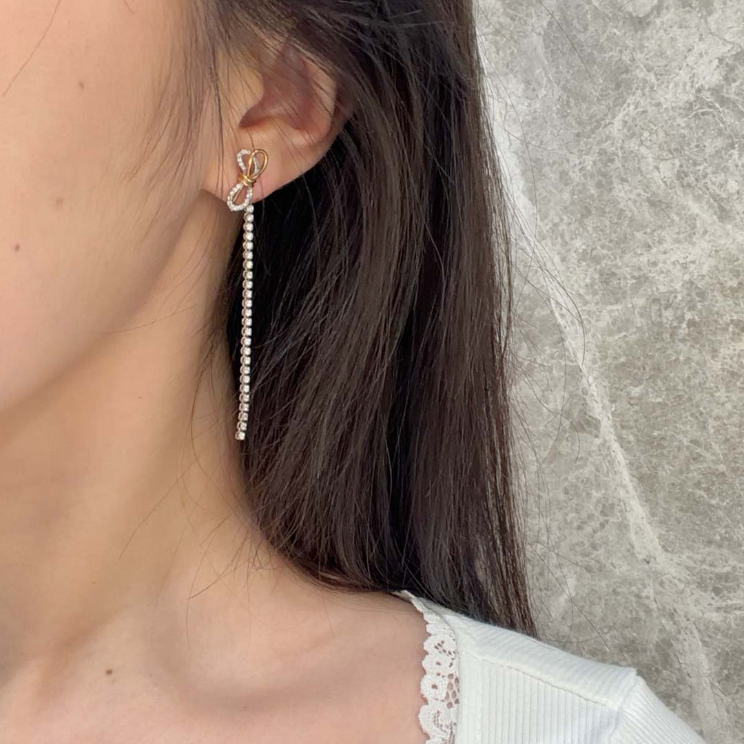 Natural White Diamond Stone Bowknot Long Tassel Dangle Earrings D0.5ct—18K Gold