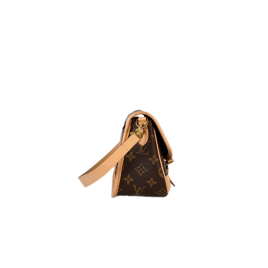 Louis Vuitton Diane Bag Monogram