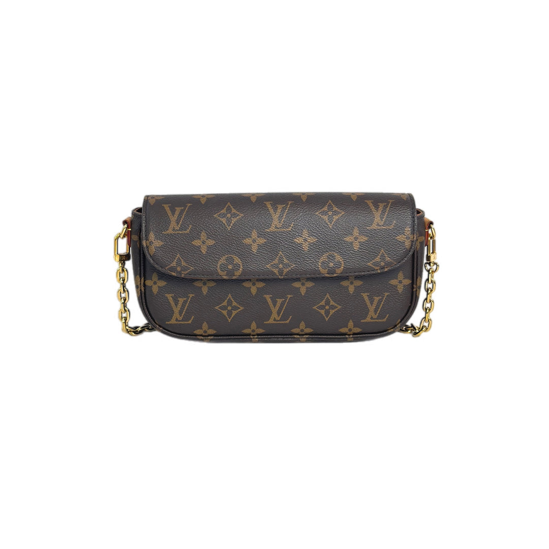 Louis Vuitton Ivy WOC Monogram Bag