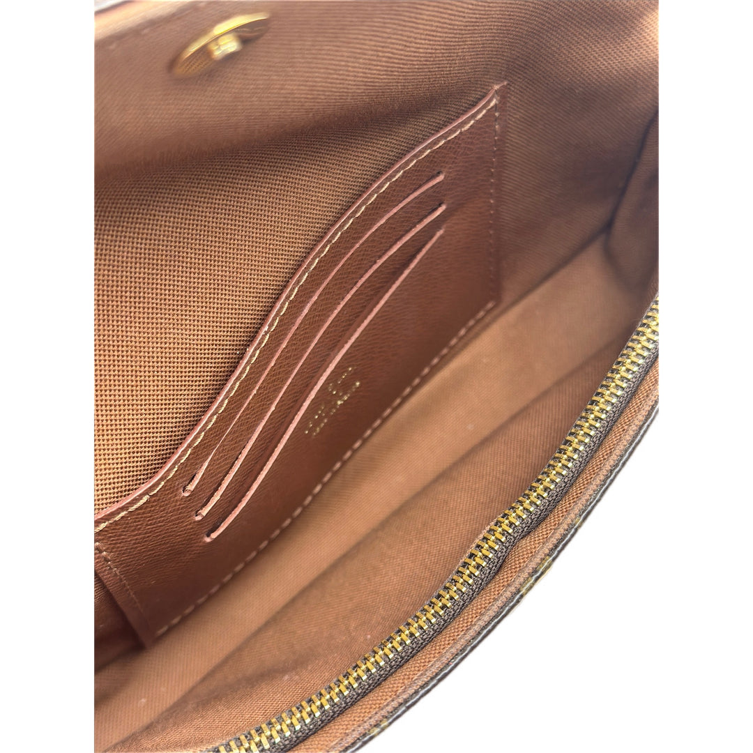 Louis Vuitton Ivy WOC Monogram Bag