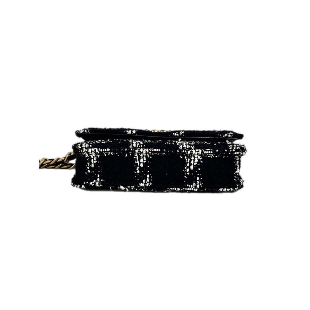 Chanel 19 Woc Tweed Black/White Bag