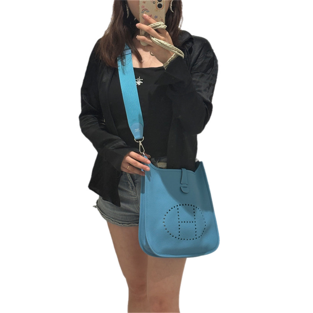 Hermes Evelyne 29cm Bag Blue Togo