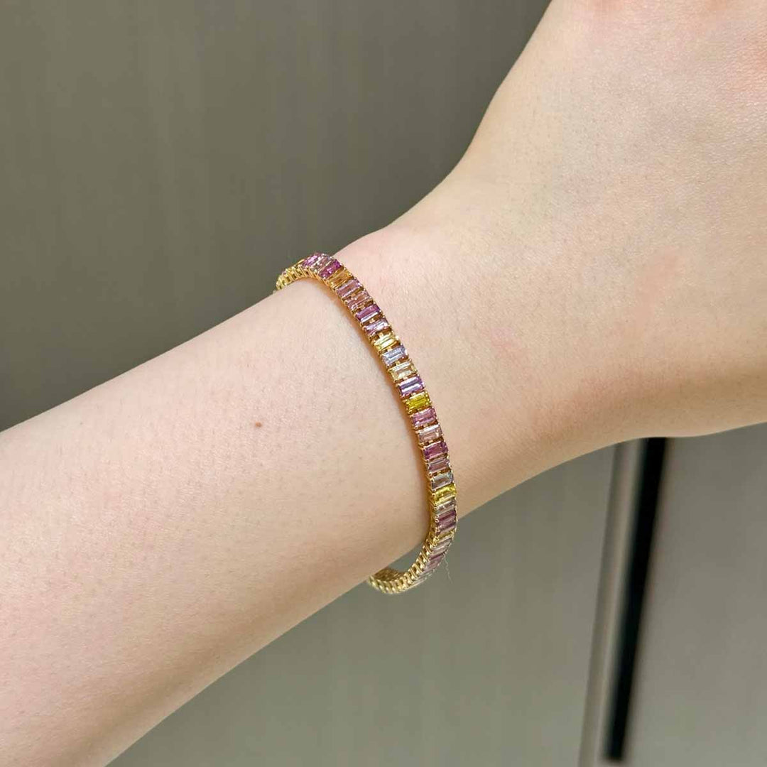 Natural Multi-colored Sapphire Stone Bracelet 9.11ct, 18K Gold