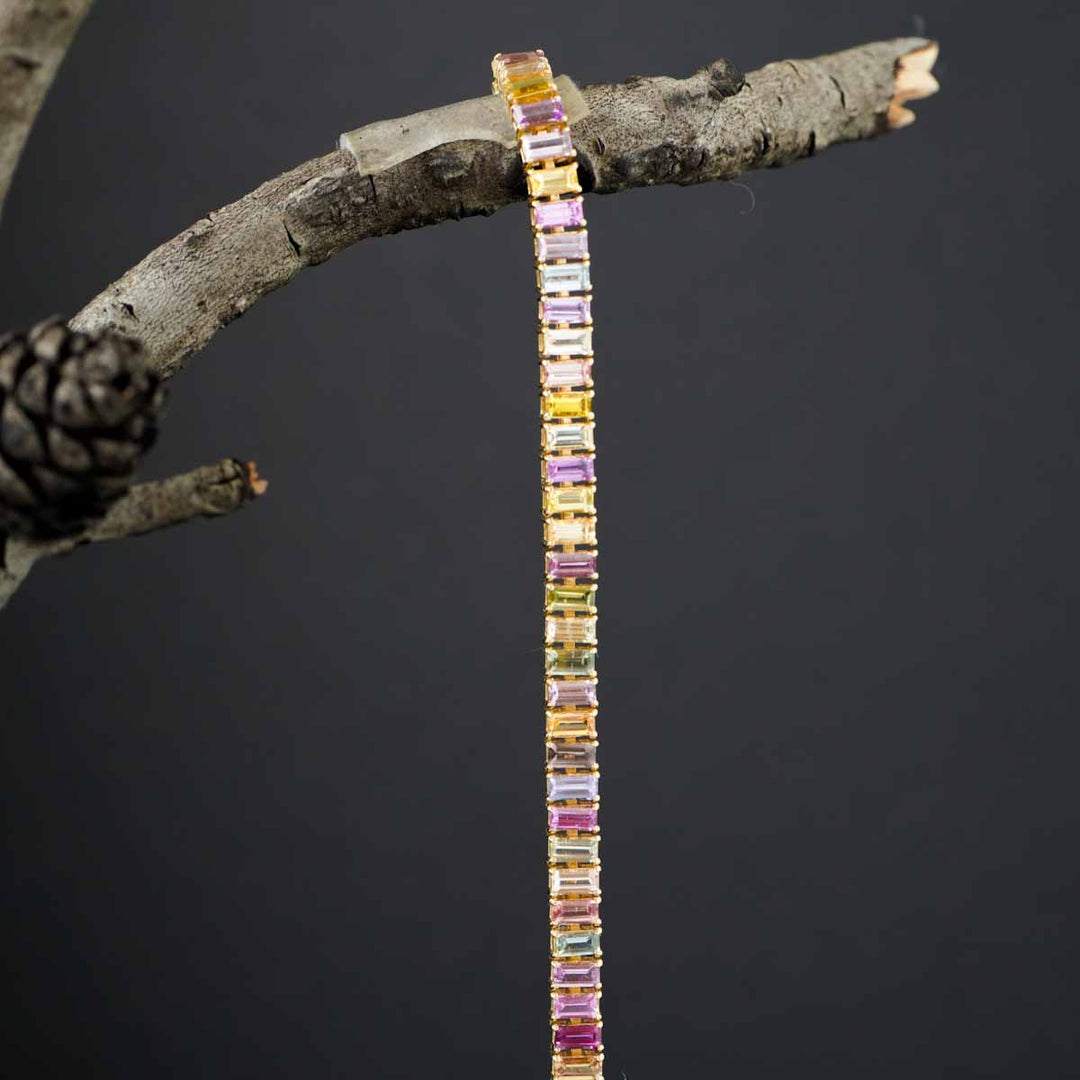 Natural Multi-colored Sapphire Stone Bracelet 9.11ct, 18K Gold
