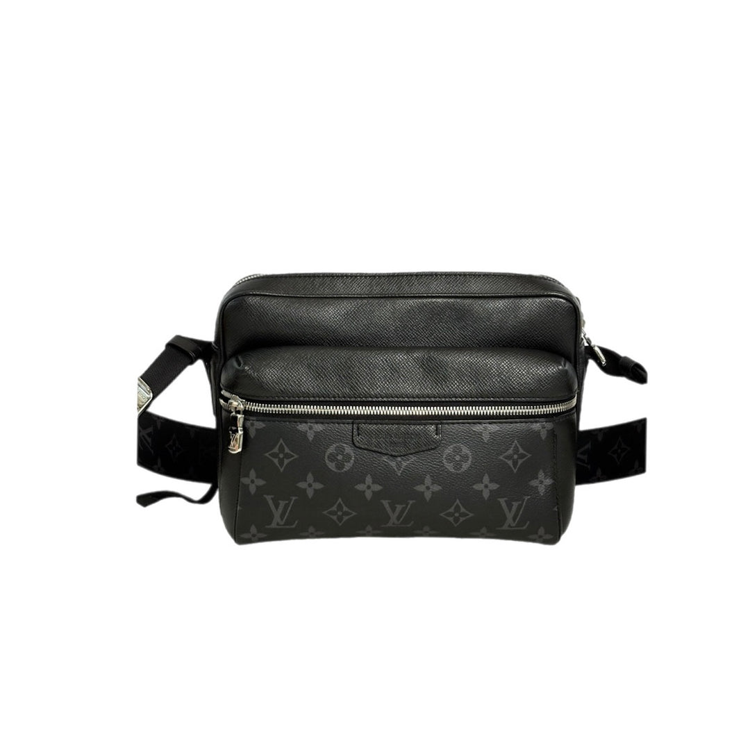Louis Vuitton Outdoor Messenger Taigarama Bag