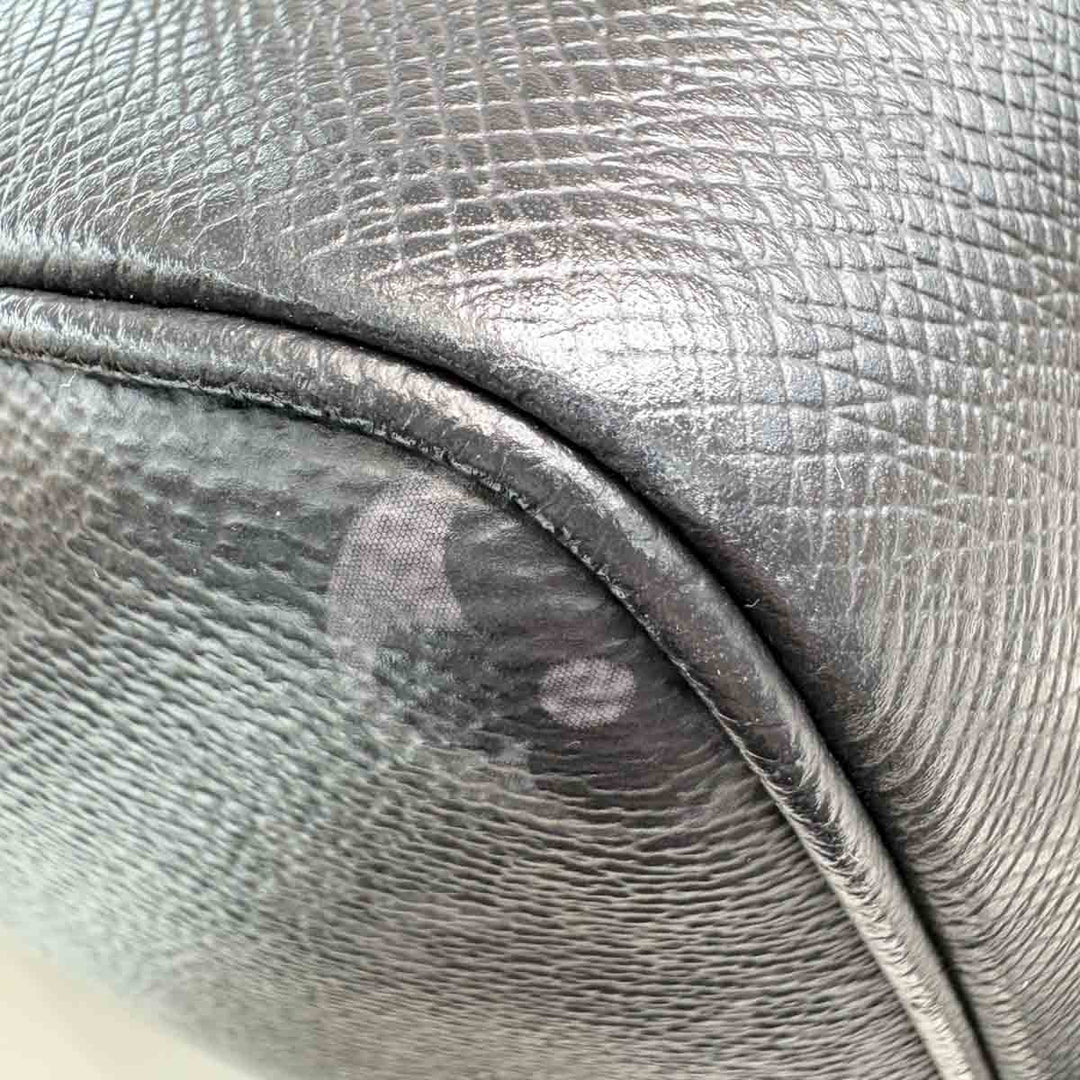 Louis Vuitton Outdoor Messenger Taigarama Bag