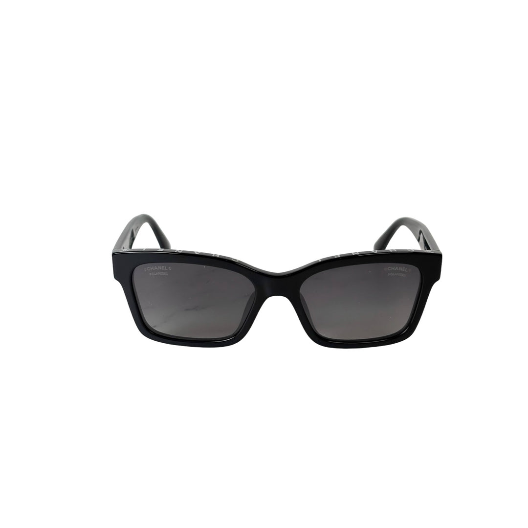Pre-owned Chanel Black polarized 5417 Sunglasses in Plastic