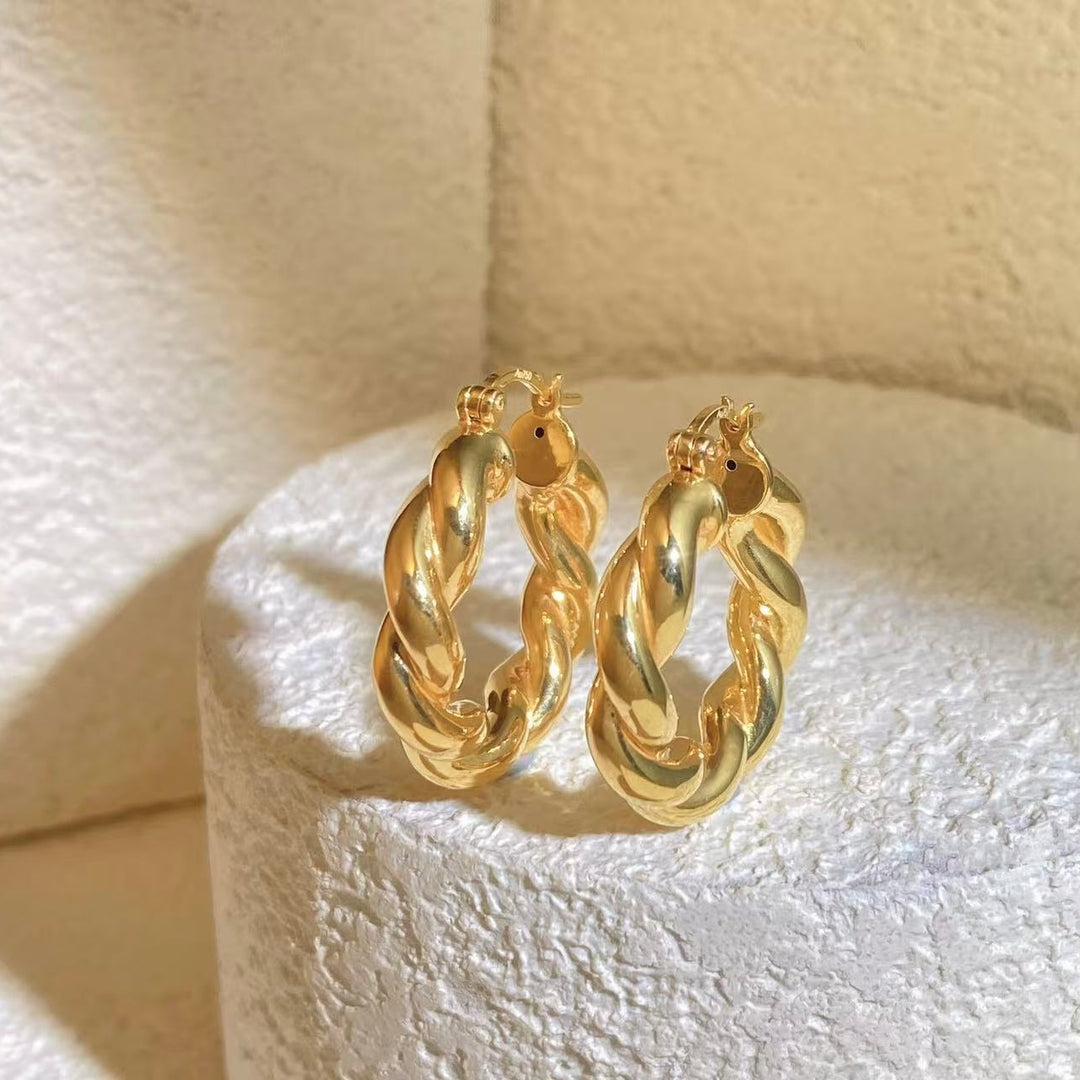 Plain 18k Yellow Gold Polished Twist Hoop Earrings