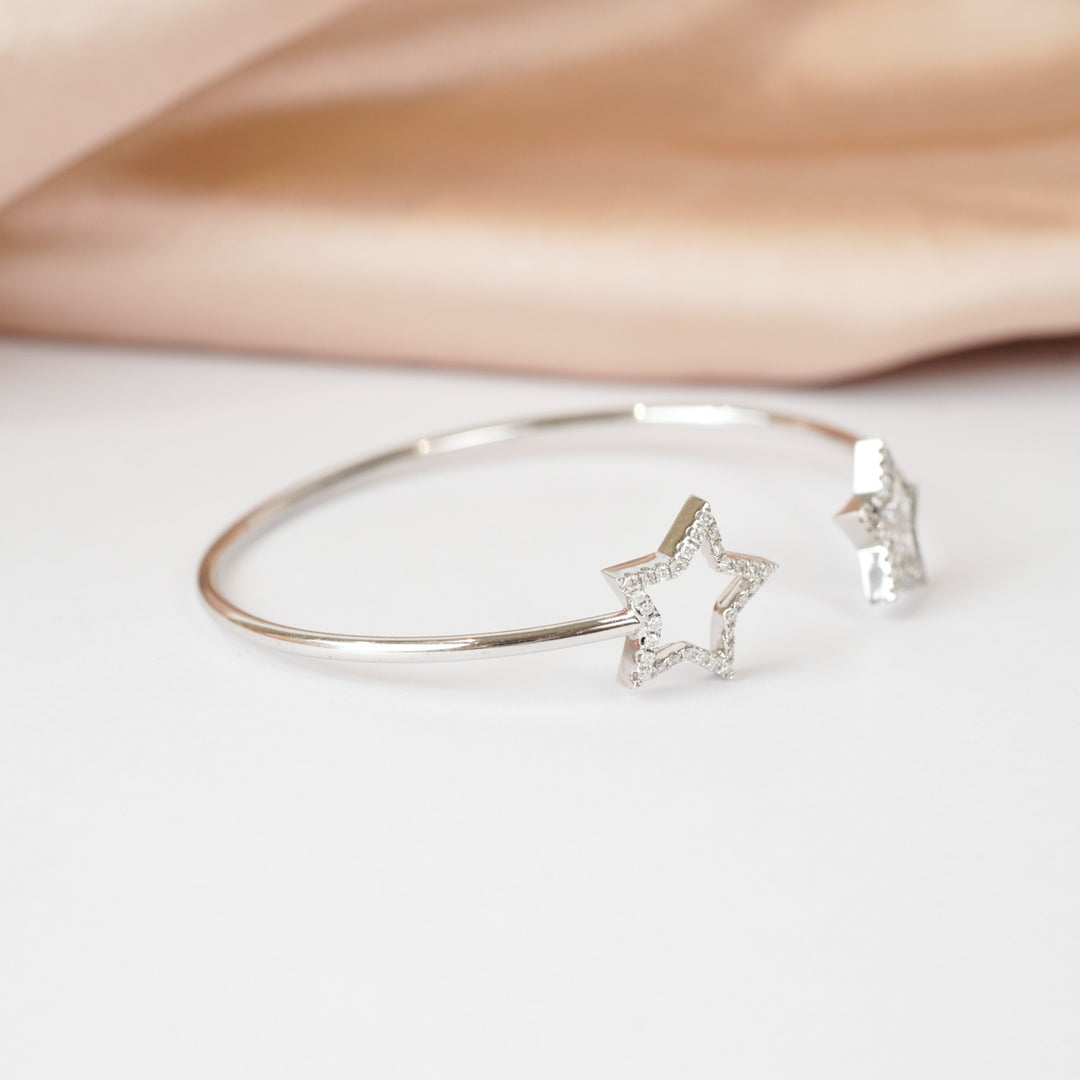 Natural White Diamond Five pointed Star Open Bangle D0.32ct d0.36ct 18K Gold