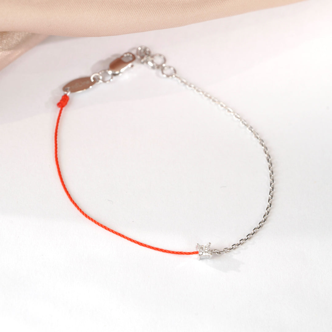 Natural White Diamond Half Red Rope Bracelet D0.10ct