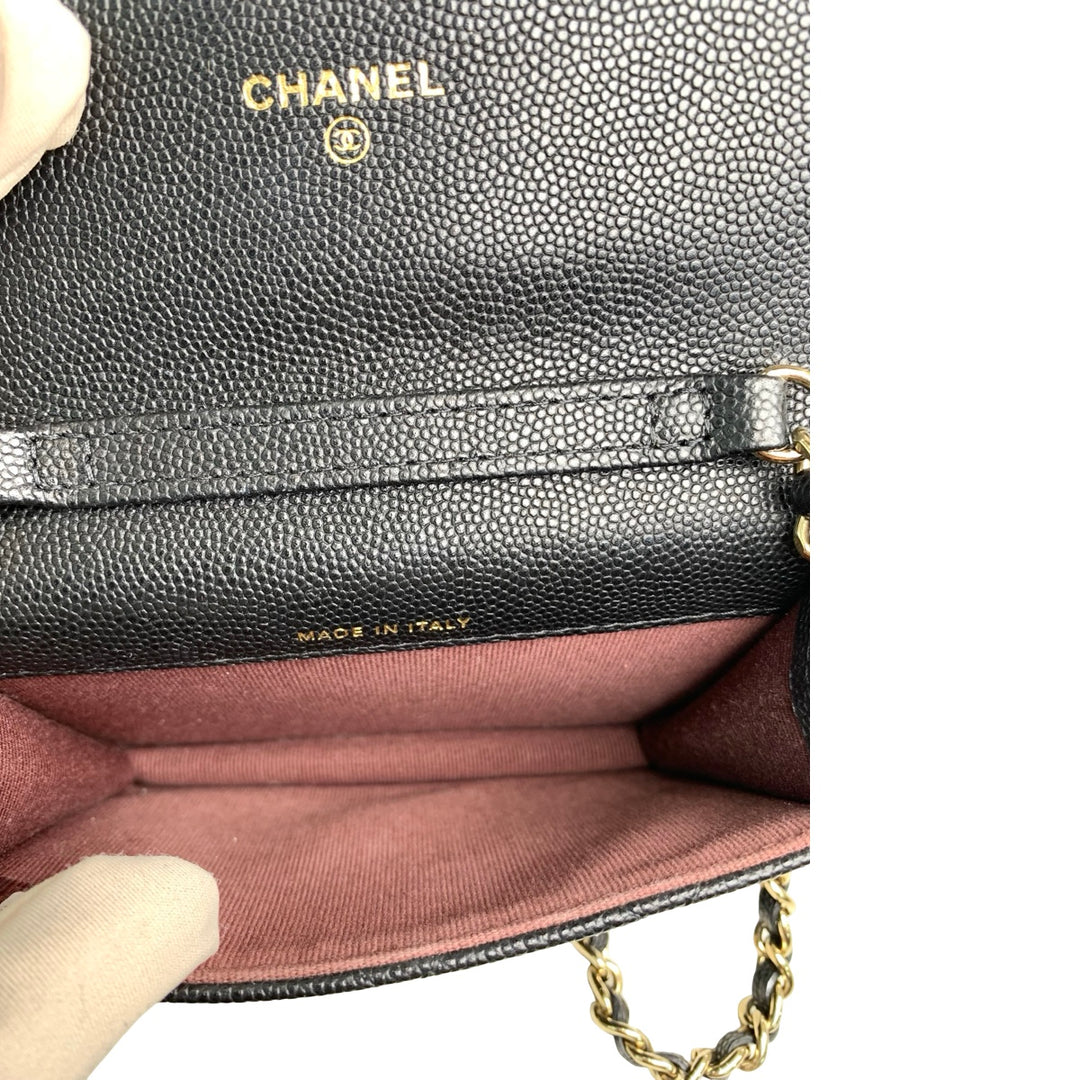 Chanel Caviar Flap Card Holder Chain Bag