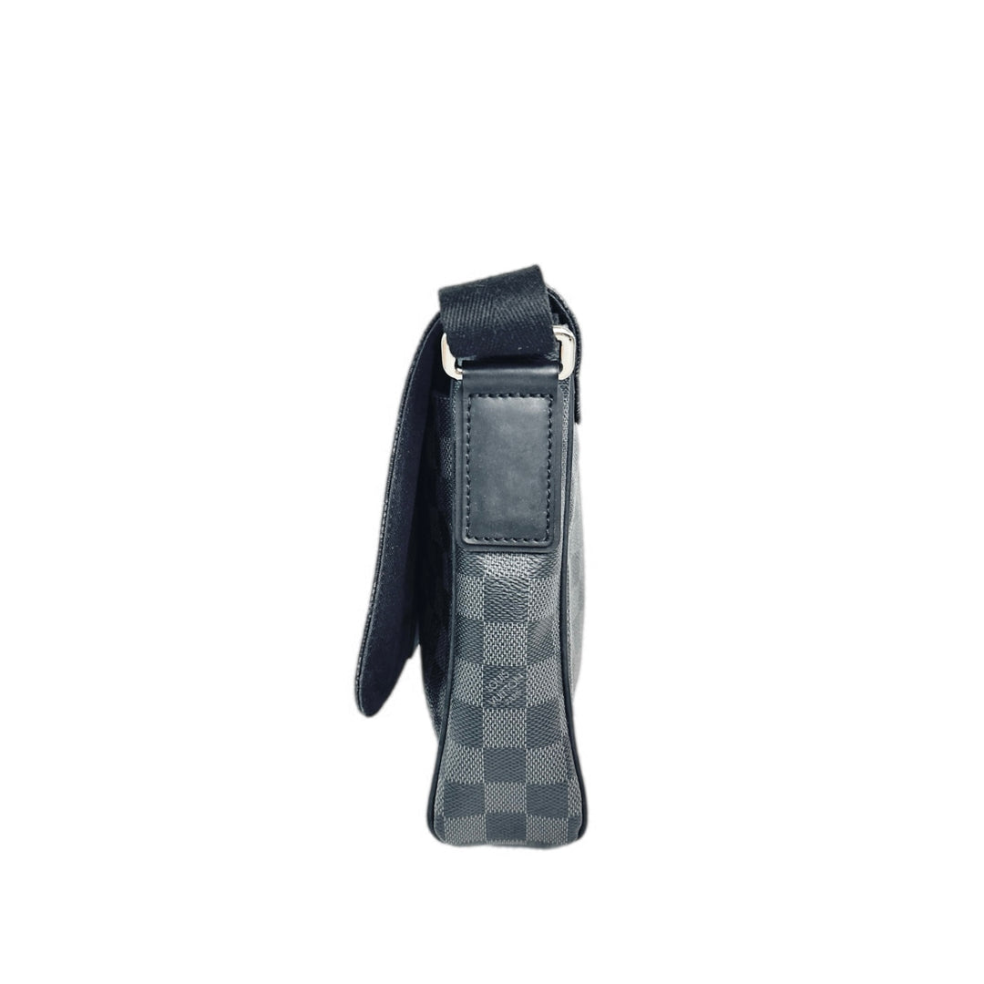 Louis Vuitton Damier Messenger Bag