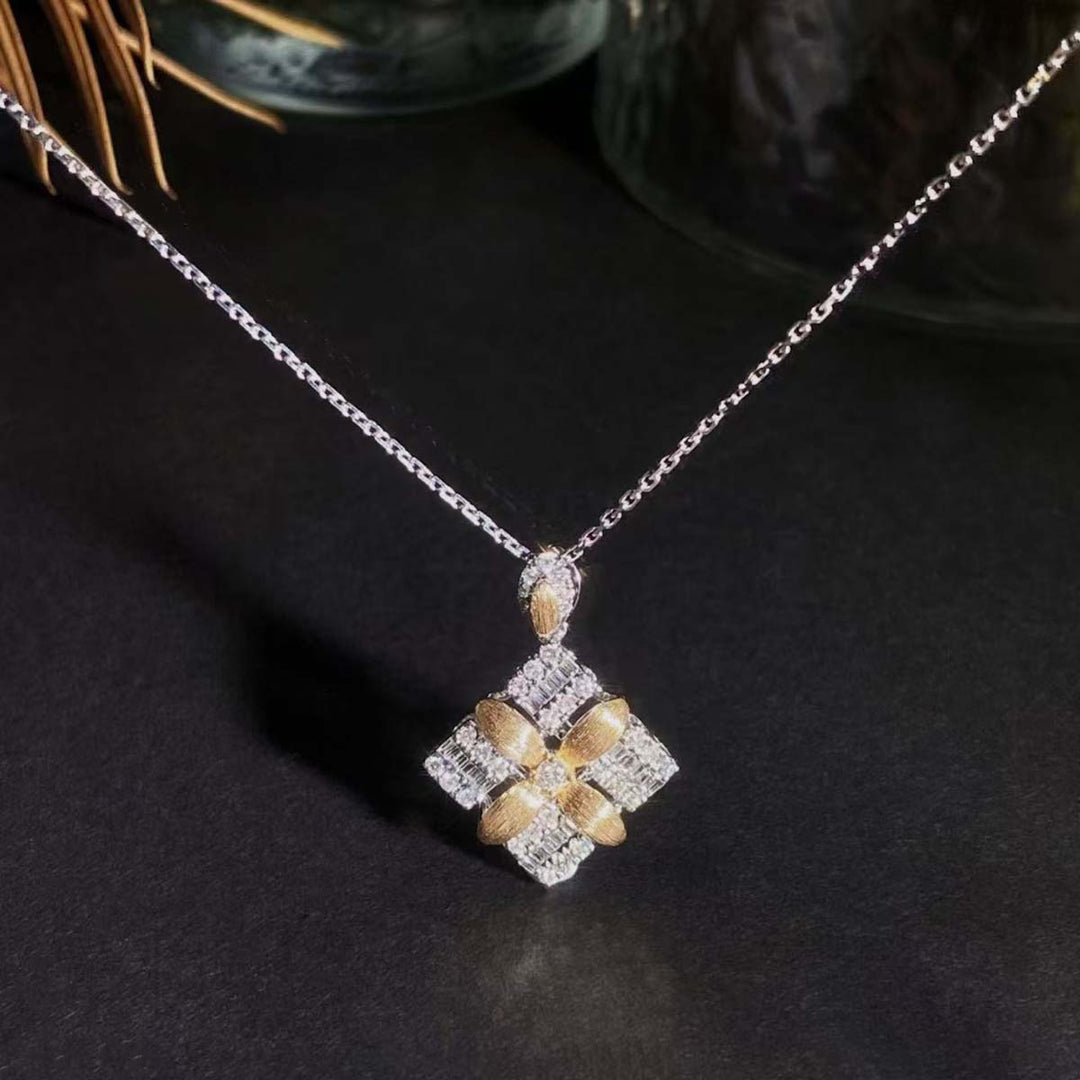 Natural White Diamond Rhombus+Quatrefoil Necklace D0.40ct, 18K