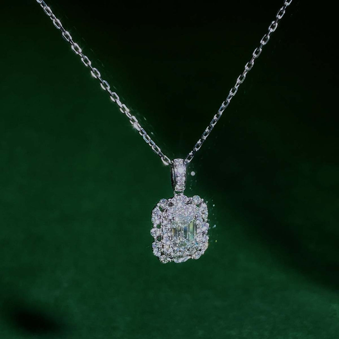 Natural White Diamond Necklace Emerald Cut D0.50ct d0.264ct, 18K GIA