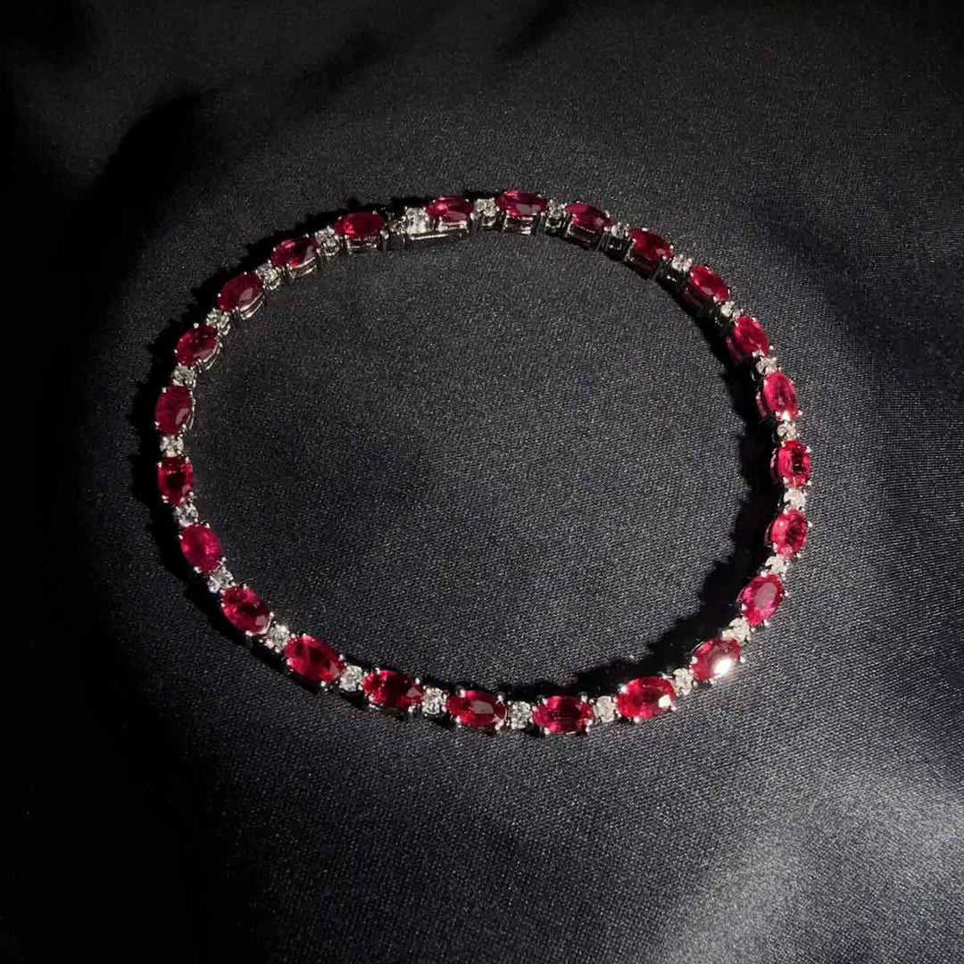 Burma(Myanmar) Natural Pigeon Blood Ruby Stone Bracelet 6.50ct, Diamond 0.80ct 18K Gold