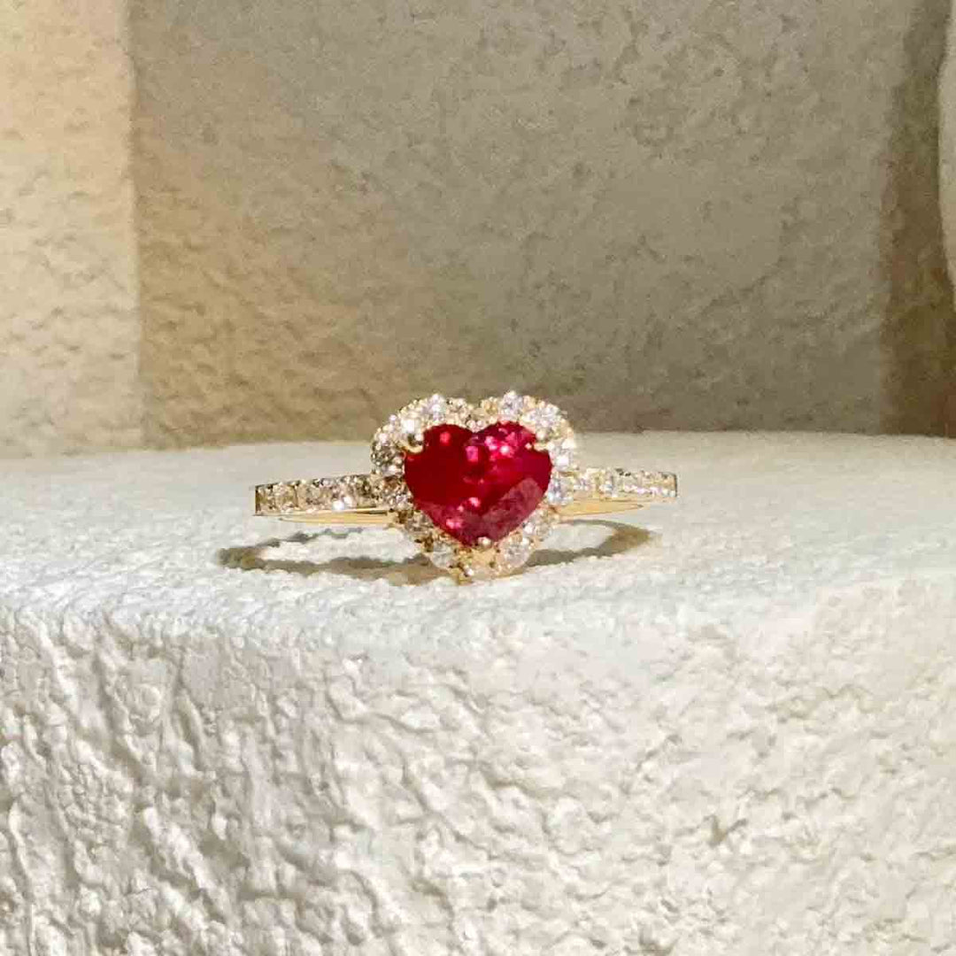 Burma(Myanmar) Natural Pigeon Blood Ruby Stone Ring 1.07ct, Diamond 0.22ct 18K Gold