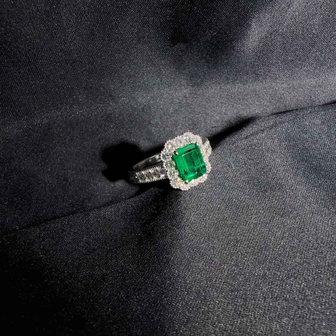 Columbia Minor Oil Natural Muzo Green Emerald Stone Ring 1.16ct, Diamond 0.71ct Platinum PT900
