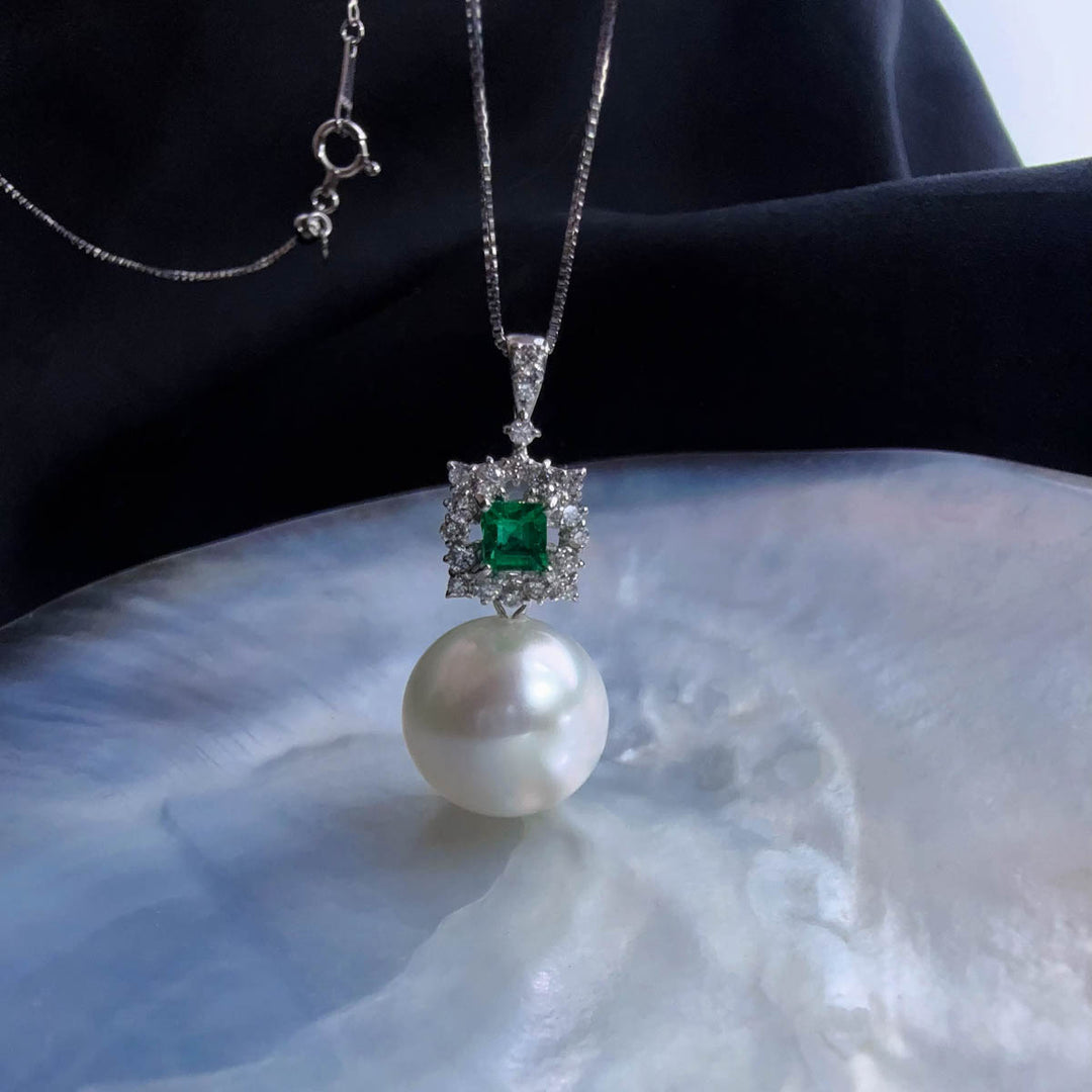 Natural South Sea White Pearl Necklace 12.2mm, Emerald 0.28ct, Diamond 0.20ct Platinum Pt950