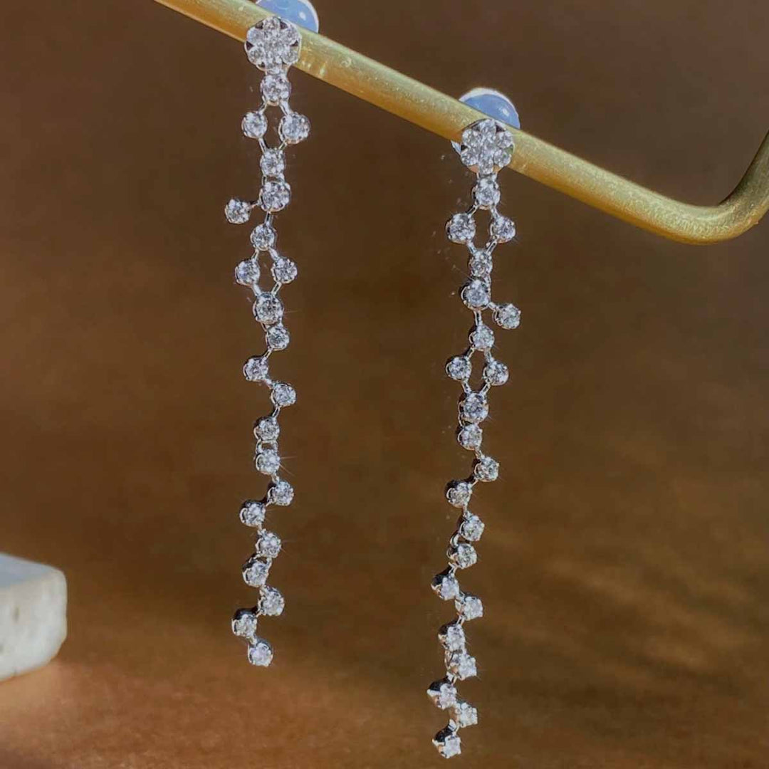 Natural White Diamond Babysbreath Earrings D0.66ct, 18K