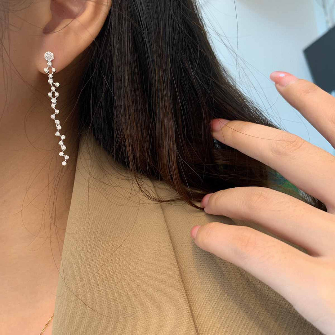 Natural White Diamond Babysbreath Earrings D0.66ct, 18K