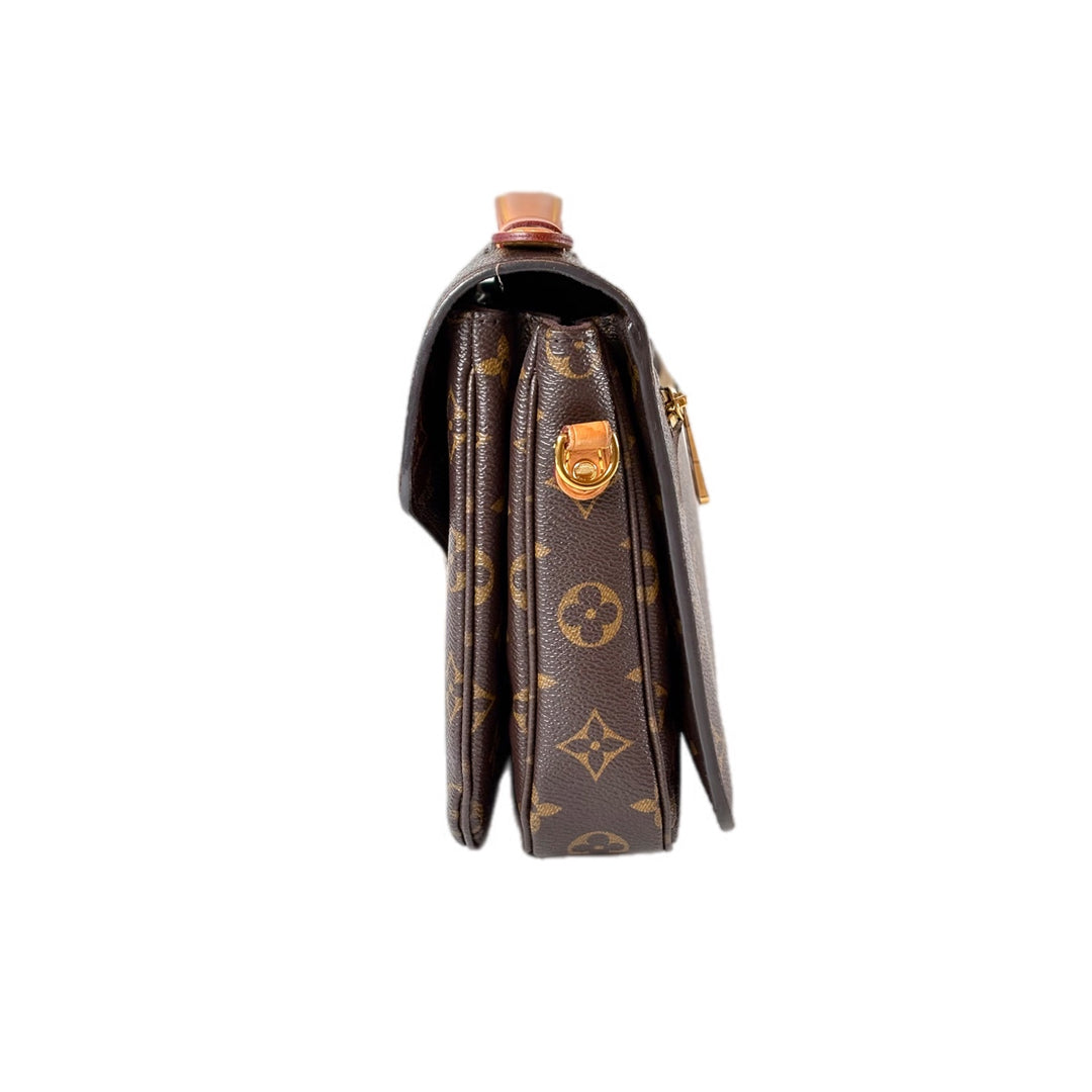 Louis Vuitton Pochette Métis Monogram