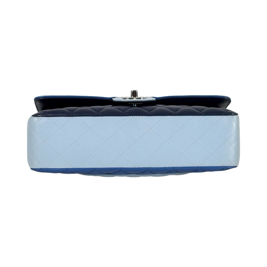 Pre-owned Chanel Classic Flap Medium Bag Blue Lambskin - photo 6