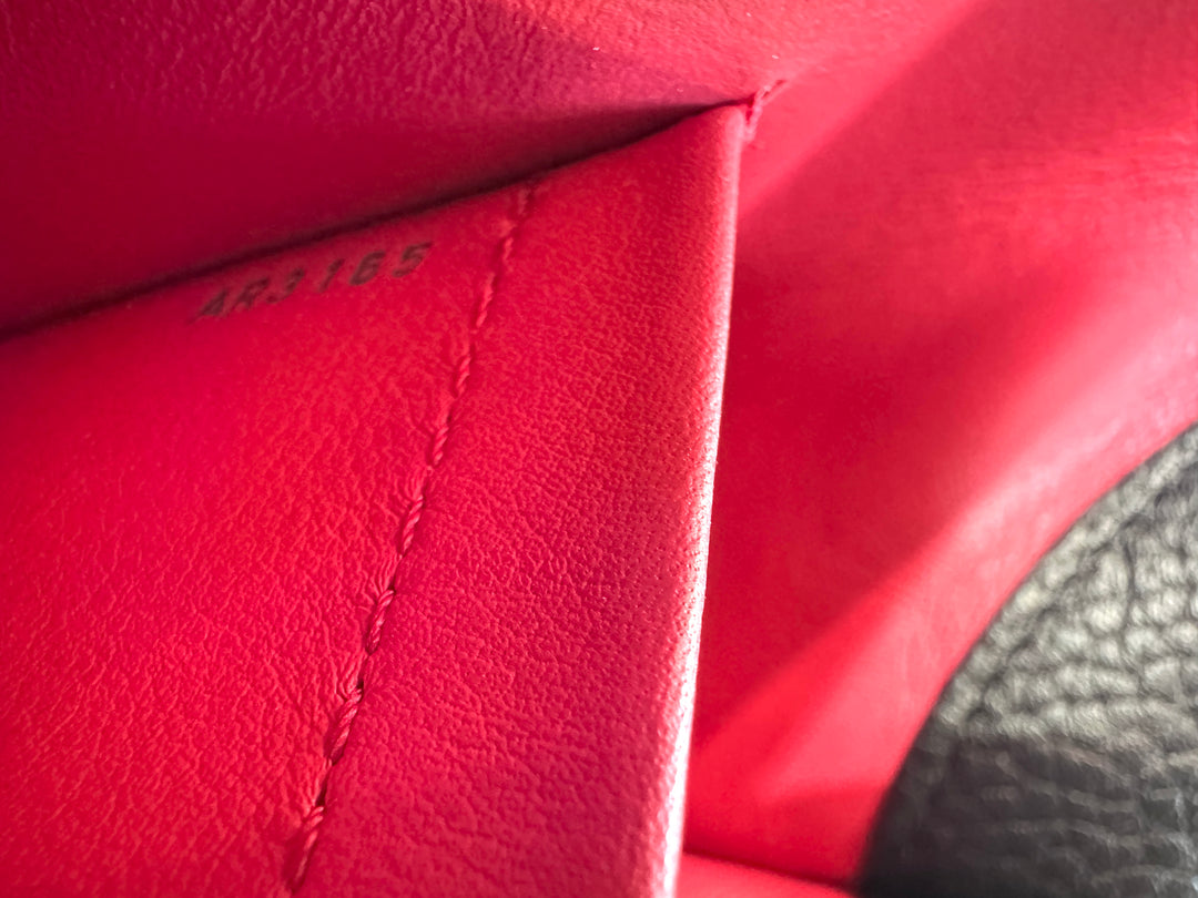 Louis Vuitton Black Capucines GM 38cm Bag 